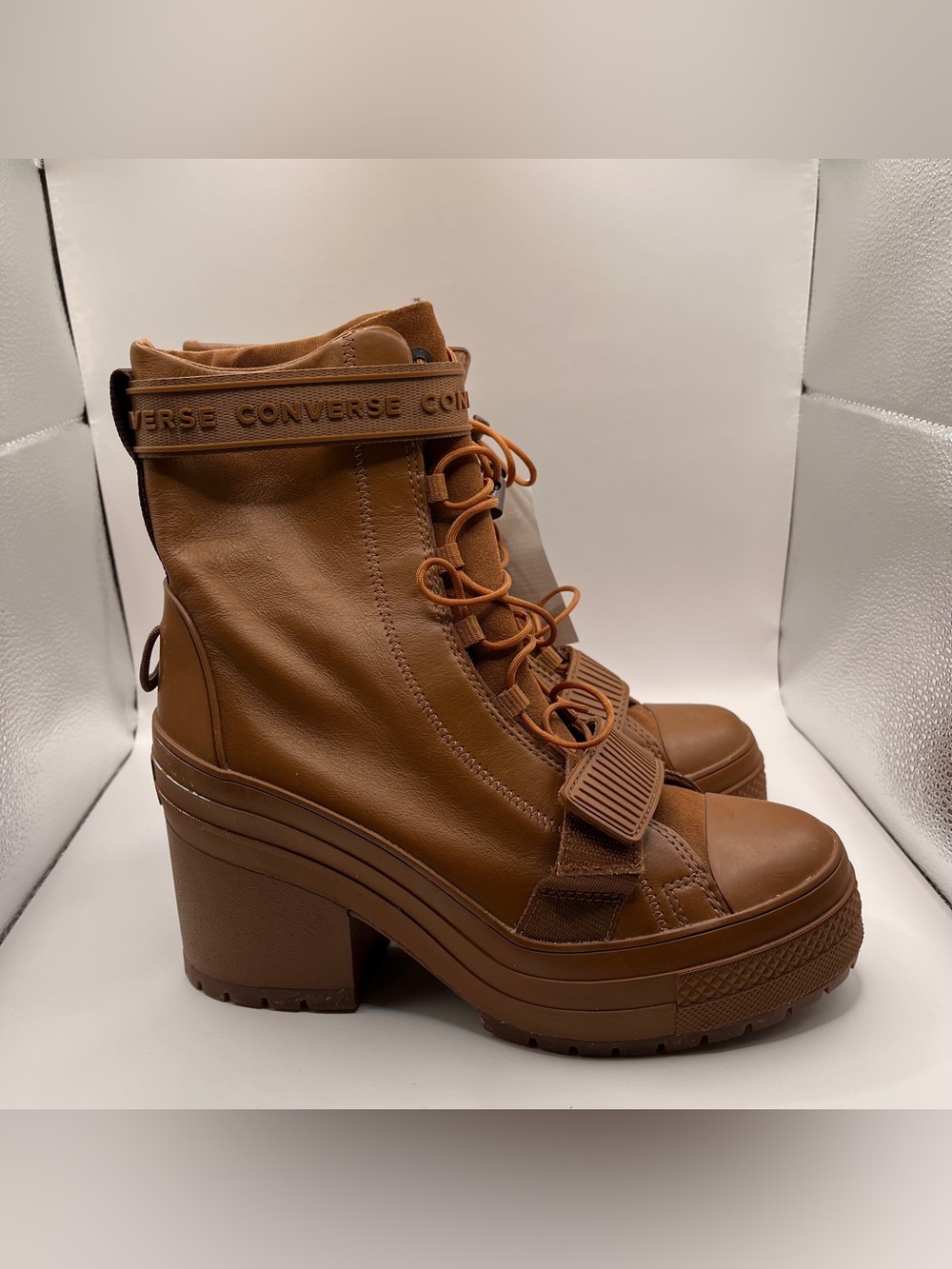 NWT Converse Chuck Taylor All Star GR82 Platform Boot Womens  8 Custom 570529C